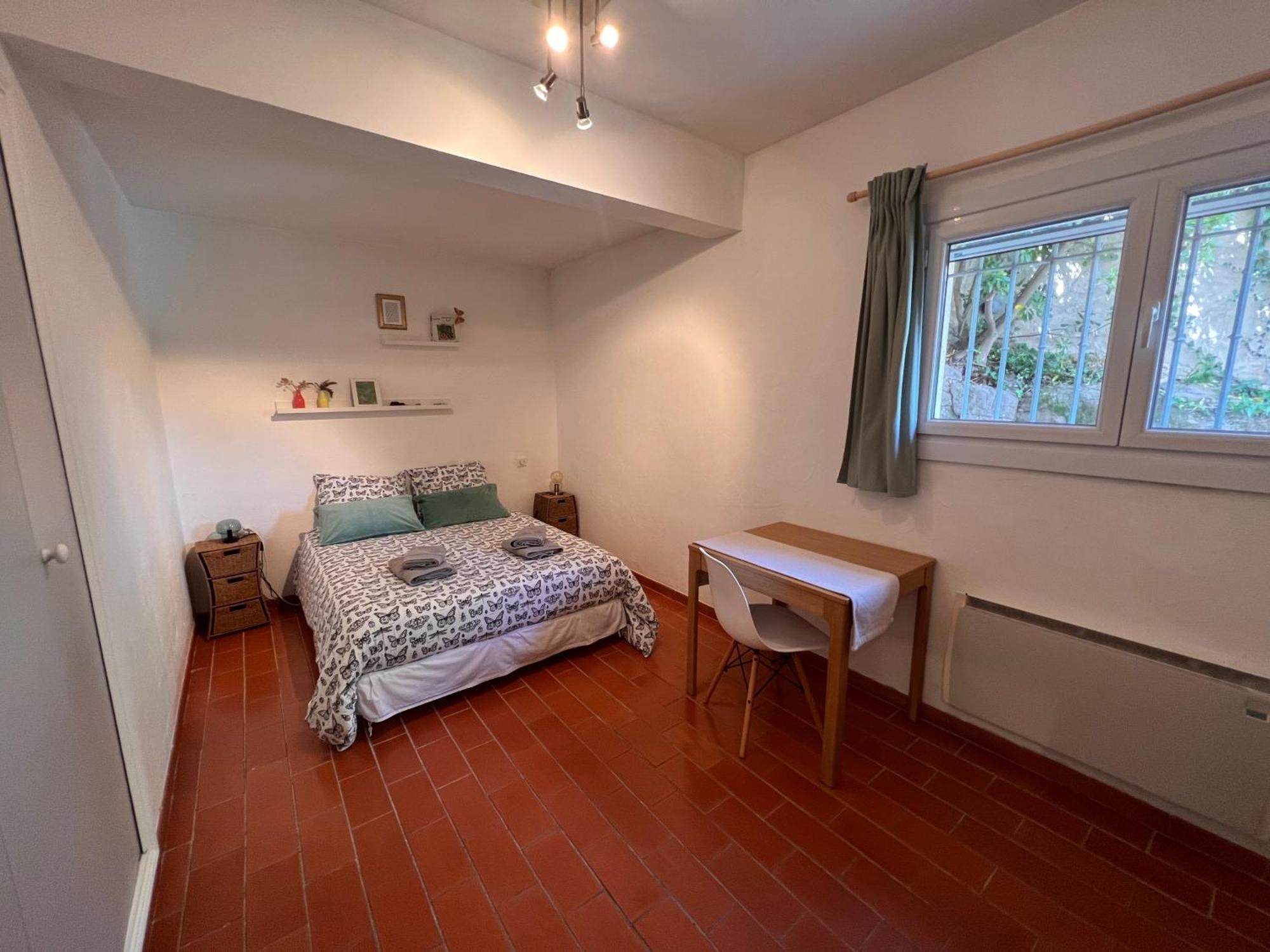 Simone, Appartement Maison, Quartier Calme, Grande Terrasse, Spa, Barbecue, 2 Chambres Фрежюс Экстерьер фото