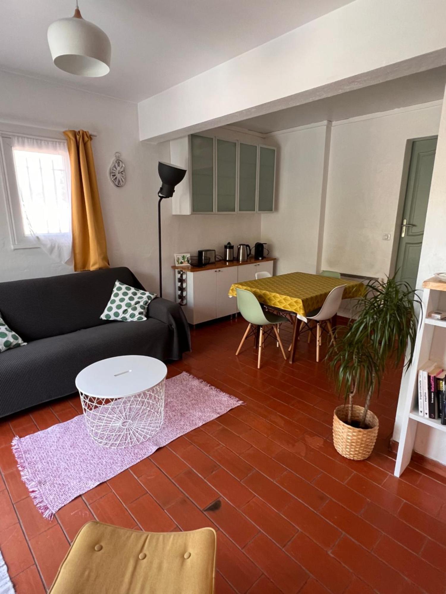 Simone, Appartement Maison, Quartier Calme, Grande Terrasse, Spa, Barbecue, 2 Chambres Фрежюс Экстерьер фото
